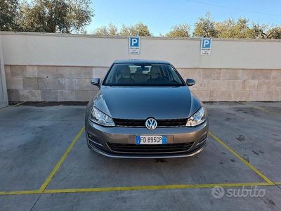 Usata VW Golf VII 105 CV (77 kW) 2016 Marrone Berlina