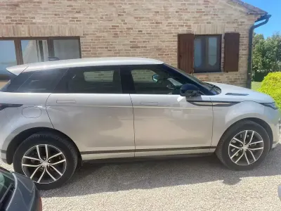 Usata Land Rover Range Rover evoque 150 CV (110 kW) 2024 Grigio SUV