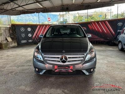 Usata Mercedes B160 Executive 90 CV (66 kW) 2014 Grigio Monovolume