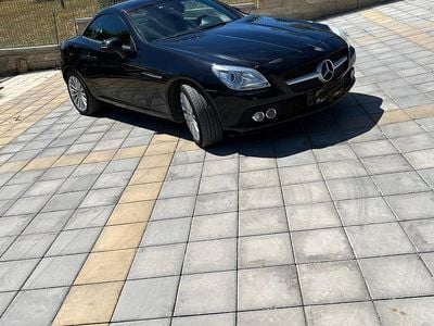 Usata Mercedes SLK250 205 CV (150 kW) 2012 Nero Cabrio