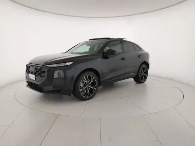 Nuova Audi Q3 Sportback S-Line 150 CV (110 kW) 2026 0e nero mito metallizzato SUV