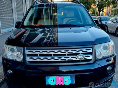 Usata Land Rover Freelander 2 190 CV (139 kW) 2011 Blu SUV