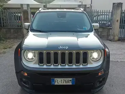Usata Jeep Renegade 140 CV (102 kW) 2017 Grigio SUV