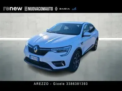 Usata Renault Arkana Techno 145 CV (106 kW) 2023 Bianco SUV