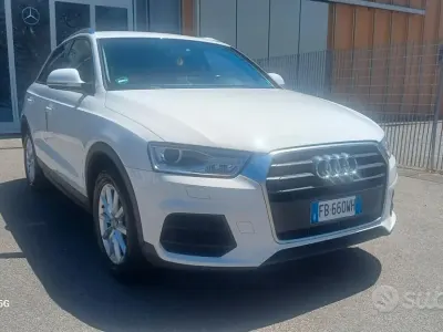 Usata Audi Q3 S-Line 150 CV (110 kW) 2015 Bianco SUV