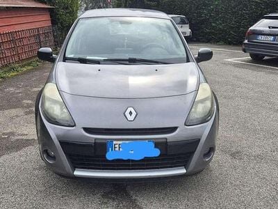 Usata Renault Clio II 68 CV (50 kW) 2010 Berlina
