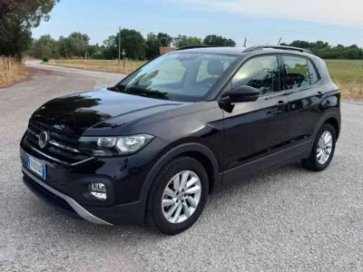 Usata VW T-Cross Style 95 CV (69 kW) 2019 Nero SUV