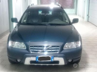 Usata Volvo XC70 163 CV (119 kW) 2006 Blu Station wagon