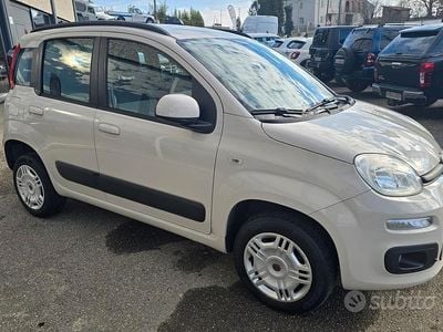 Usata Fiat Panda Lounge 80 CV (58 kW) 2017 Bianco Utilitaria