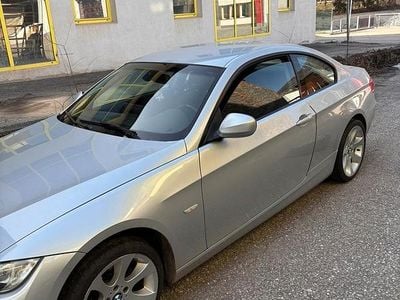 Usata BMW 320 177 CV (130 kW) 2010 Grigio Coupé