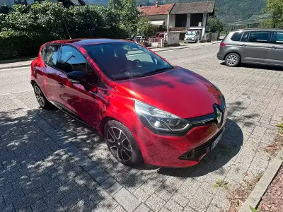 Usata Renault Clio IV 73 CV (53 kW) 2014 Rosso Berlina
