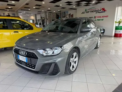 Usata Audi A1 Sportback S-Line 95 CV (69 kW) 2023 Grigio Utilitaria