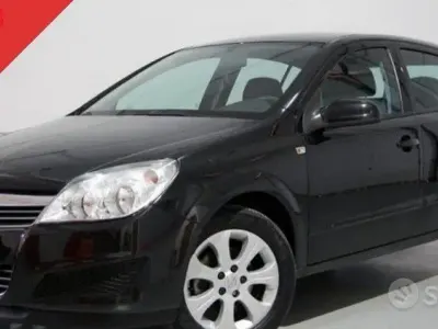 Usata Opel Astra Enjoy 110 CV (80 kW) 2009 Grigio Berlina