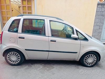 Usata Fiat Idea 2005 Grigio Monovolume