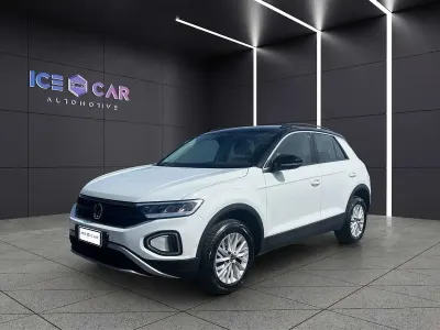 Usata VW T-Roc Style 150 CV (110 kW) 2024 Bianco SUV