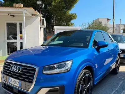 Usata Audi Q2 116 CV (85 kW) 2019 Bluazzurro SUV