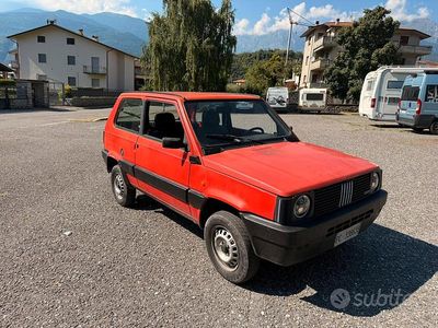 Usata Fiat Panda 4x4 50 CV (36 kW) 1987 Rosso Utilitaria