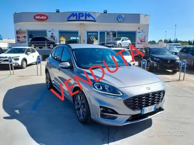 Usata Ford Kuga ST-Line 120 CV (88 kW) 2022 Grigio SUV