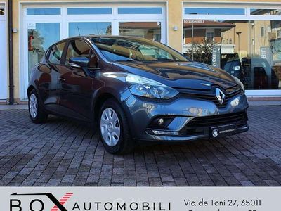 Usata Renault Clio IV Life 90 CV (66 kW) 2017 Grigio Berlina