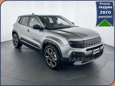 Nuova Jeep Avenger Summit 101 CV (74 kW) 2026 Grigio SUV