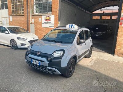 Usata Fiat Panda Cross Cross 69 CV (50 kW) 2018 Grigio Utilitaria