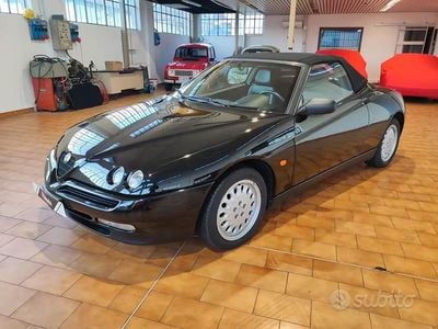 Usata Alfa Romeo GTV 150 CV (110 kW) 1997 Nero Coupé