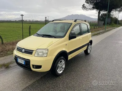 Gebraucht Fiat Panda 4x4 70 PS (51 kW) 2006 Gelb Kleinwagen