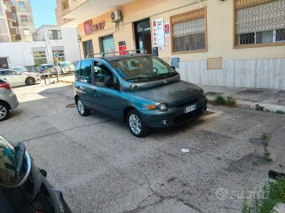 Usata Fiat Multipla 116 CV (85 kW) 2003 Grigio Monovolume