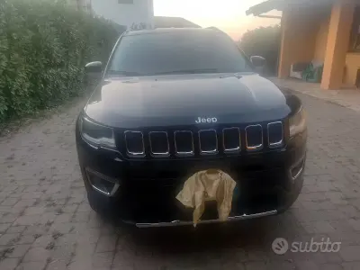 Usata Jeep Compass 140 CV (102 kW) 2020 Nero SUV