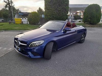 Usata Mercedes C220 Premium Plus 194 CV (142 kW) 2021 Blu/azzurro Cabrio