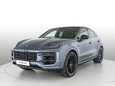 Nuova Porsche Cayenne Black Edition 2026 Grigio vanadio metallizzato SUV