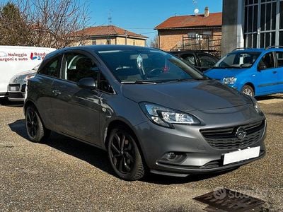 Usata Opel Corsa 90 CV (66 kW) 2016 Grigio Utilitaria