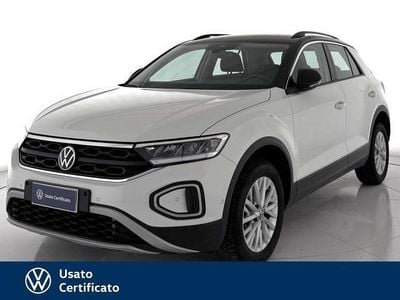 Usata VW T-Roc Life 150 CV (110 kW) 2022 Bianco pastello SUV