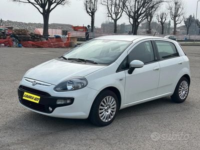 Usata Fiat Punto Evo S 69 CV (50 kW) 2011 Bianco Utilitaria