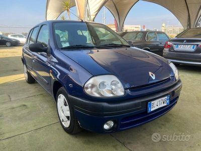 Renault Clio II