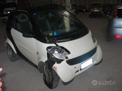 usata Smart ForTwo Coupé Pure 0.8 CDI Clima