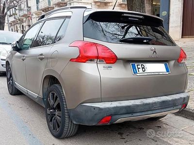 Usata Peugeot 2008 120 CV (88 kW) 2015 Marrone SUV