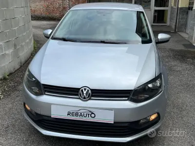 Usata VW Polo 90 CV (66 kW) 2017 Grigio Berlina