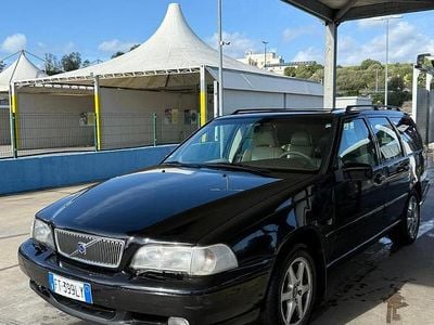Usata Volvo V70 1998 Nero Station wagon