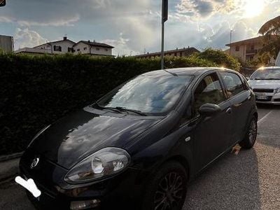 Usata Fiat Punto 95 CV (69 kW) 2013 Nero Utilitaria