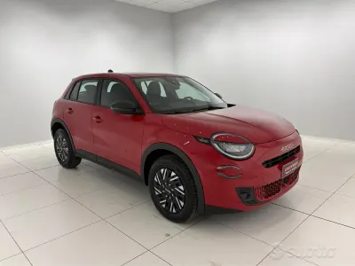 Usata Fiat 600 101 CV (74 kW) 2024 Rosso SUV