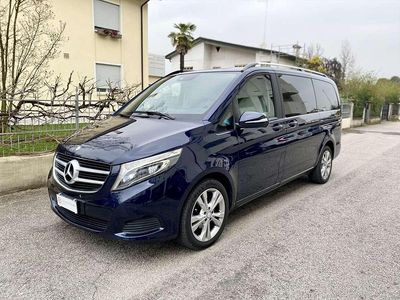 Usata Mercedes V220 Executive 163 CV (119 kW) 2015 Blu Monovolume