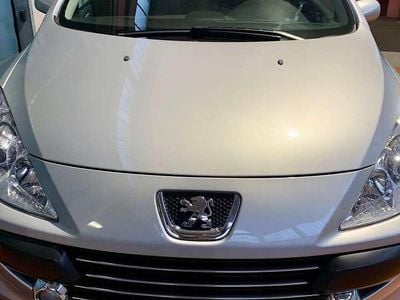 Usata Peugeot 307 CC 109 CV (80 kW) 2009 Argento Cabrio