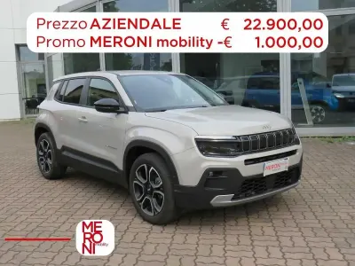 Begagnad Jeep Avenger Summit 101 HK (74 kW) 2025 Grå SUV