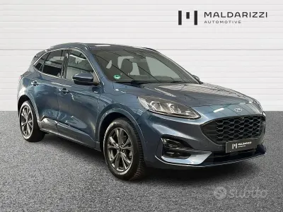 Usado Ford Kuga ST-Line X 120 CV (88 kW) 2023 Azul SUV