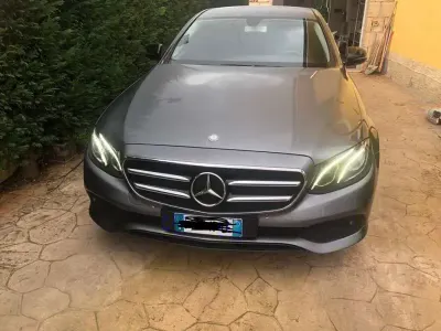 Usado Mercedes E220 194 CV (142 kW) 2016 Berlina