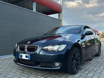 Usata BMW 320 M Sport 177 CV (130 kW) 2007 Blu Coupé