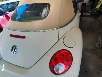 Usata VW New Beetle 101 CV (74 kW) 2009 Utilitaria