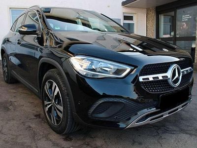 Usata Mercedes GLA200 150 CV (110 kW) 2019 Nero SUV