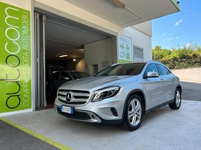 usata Mercedes GLA180 Premium TETTO NAVY UNIPROPRIETA GARANZIA 24 MESI